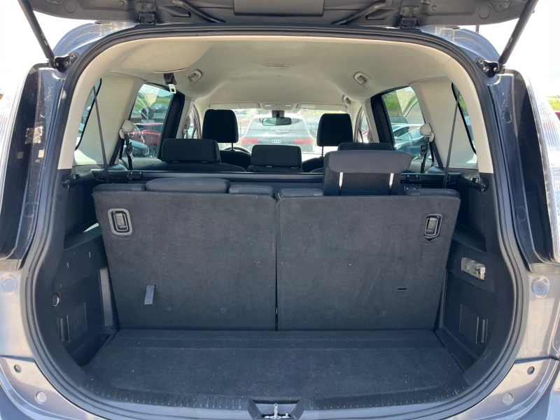 Mazda 5 2.0D 6+ 1, снимка 8 - Автомобили и джипове - 50654774