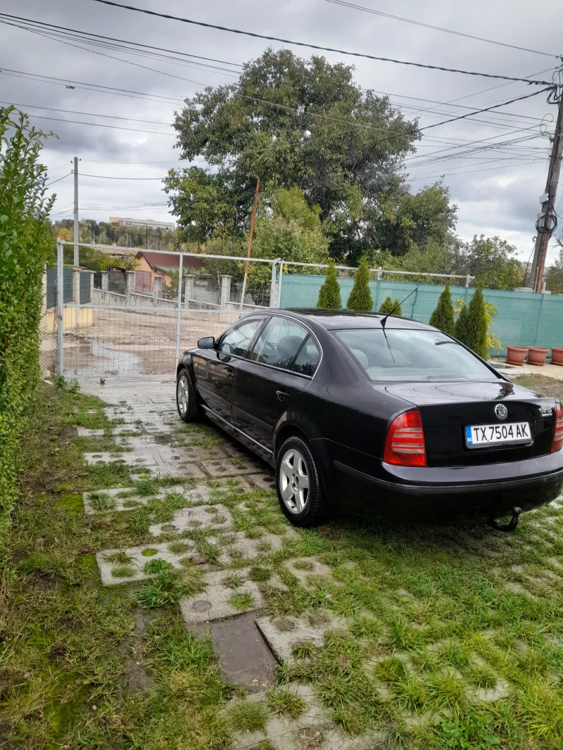 Skoda Superb 1.9TDI 130к.с., снимка 2 - Автомобили и джипове - 52503018