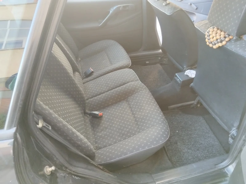 VW Passat 1, 9 TDI, снимка 12 - Автомобили и джипове - 52402842