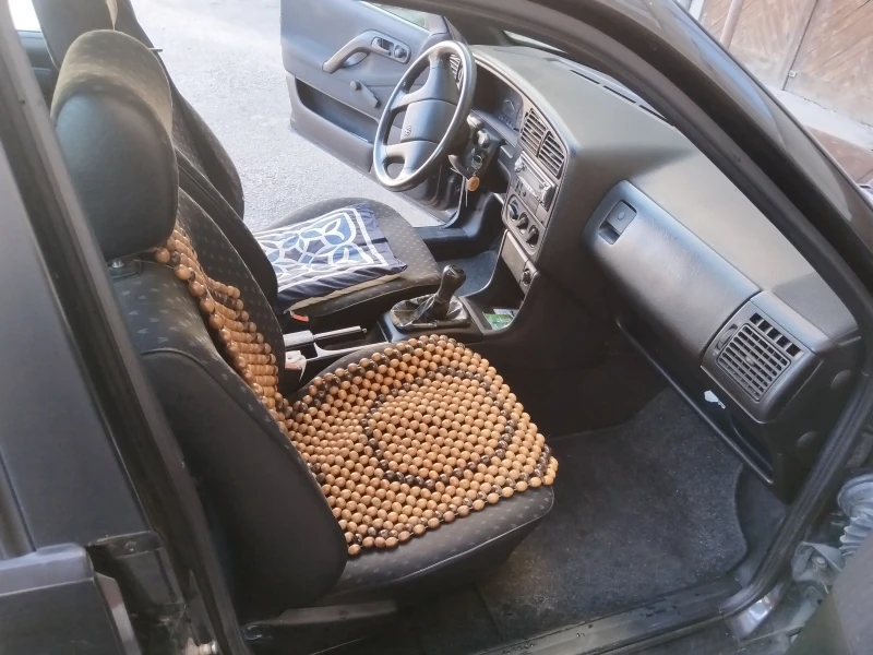 VW Passat 1, 9 TDI, снимка 10 - Автомобили и джипове - 52402842
