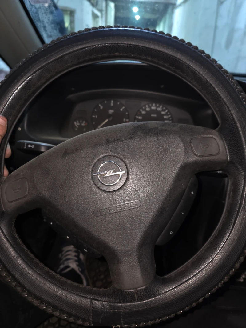 Opel Zafira 2.2 DTI, снимка 5 - Автомобили и джипове - 53058396