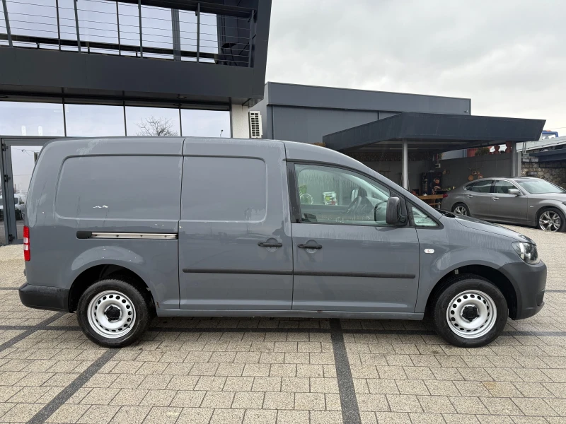VW Caddy 1.6TDI Maxi Климатик Euro 5b , снимка 8 - Автомобили и джипове - 53123594