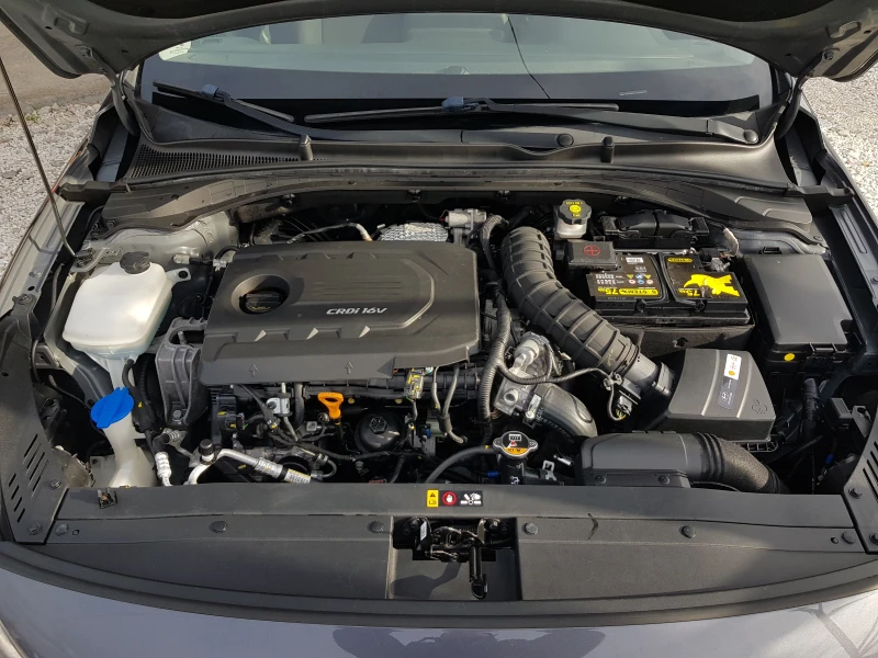 Hyundai I30 1.6 CRDI-110 к.с. /11/2018г. EURO-6B ЛИЗИНГ, снимка 16 - Автомобили и джипове - 53248279