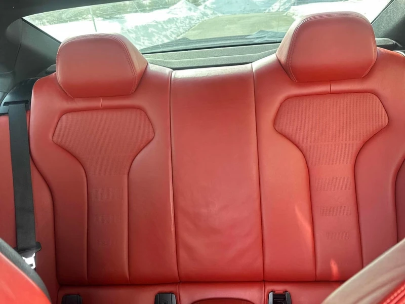 BMW M4 2dr Cpe  CARFAX, снимка 15 - Автомобили и джипове - 53464711