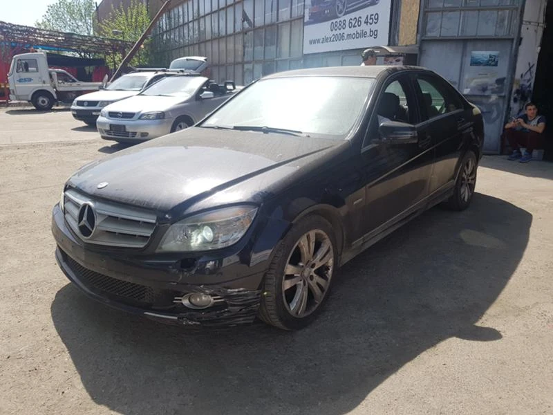 Mercedes-Benz C 220 ЗА ЧАСТИ, снимка 1 - Автомобили и джипове - 38409324