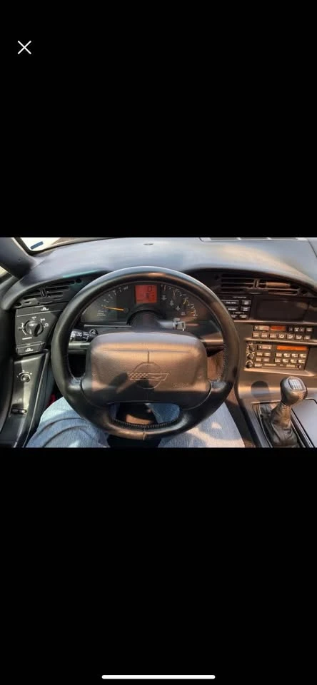 Chevrolet Corvette CARFAX* АВТОФИНАНСИРАНЕ* БЕЗ ПЪРВОНАЧАЛНА ВНОСКА* , снимка 14 - Автомобили и джипове - 52924806