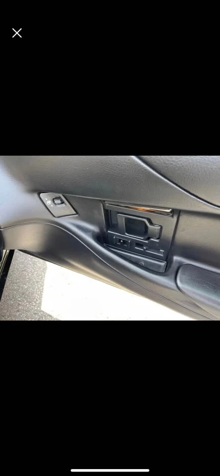 Chevrolet Corvette CARFAX* АВТОФИНАНСИРАНЕ* БЕЗ ПЪРВОНАЧАЛНА ВНОСКА* , снимка 8 - Автомобили и джипове - 52924806