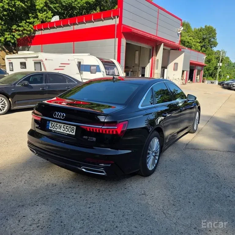 Audi A6 45TFSI* MATRIX* S* LINE* ОБДУХВАНЕ* ХЕДЪП* LANE* A, снимка 4 - Автомобили и джипове - 56185976