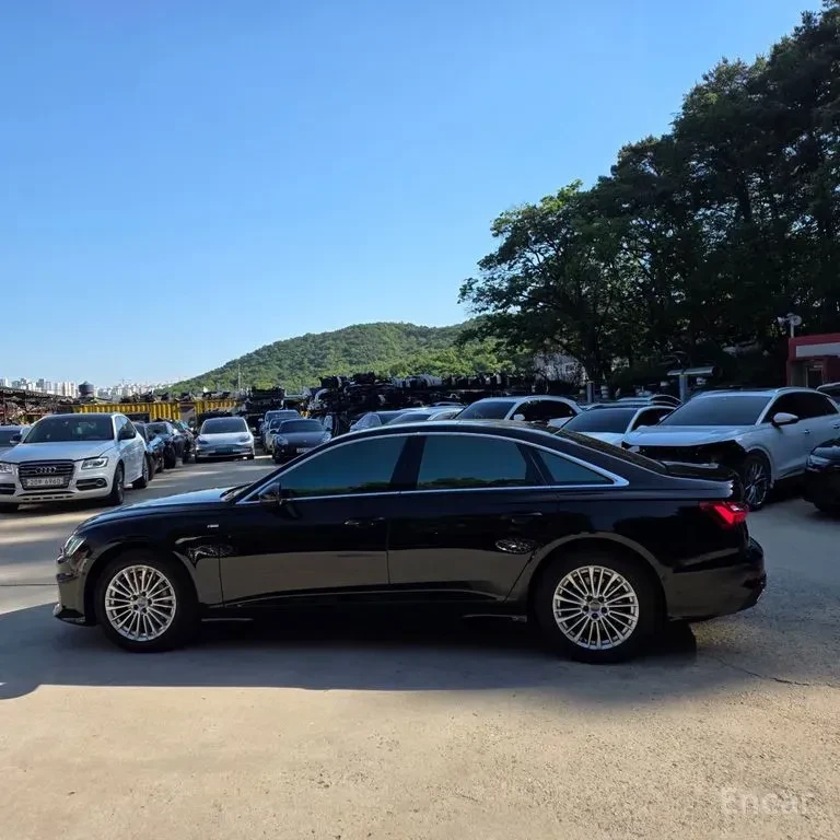 Audi A6 45TFSI* MATRIX* S* LINE* ОБДУХВАНЕ* ХЕДЪП* LANE* A, снимка 7 - Автомобили и джипове - 56185976