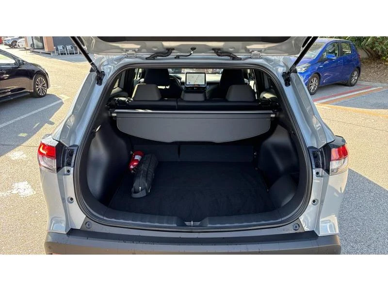 Toyota Corolla Cross 2.0HSD EXECUTIVE PLUS AWD, снимка 10 - Автомобили и джипове - 56359653