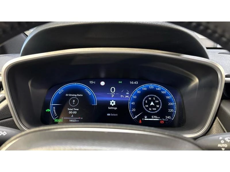 Toyota Corolla Cross 2.0HSD EXECUTIVE PLUS AWD, снимка 14 - Автомобили и джипове - 56359653