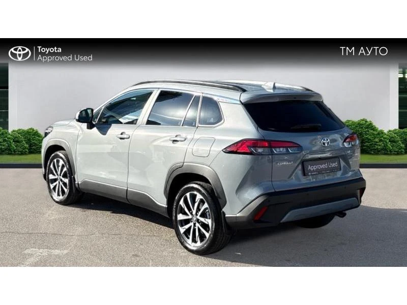 Toyota Corolla Cross 2.0HSD EXECUTIVE PLUS AWD, снимка 2 - Автомобили и джипове - 56359653