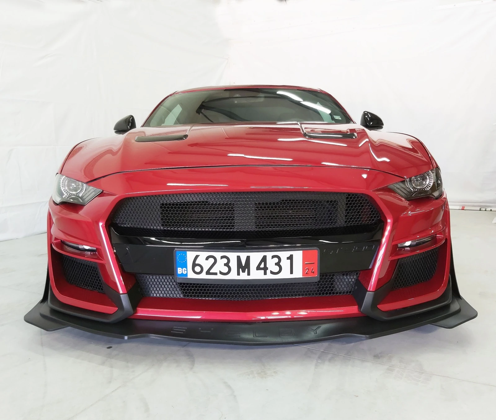 Ford Mustang GT Premium + Performance - изображение 6