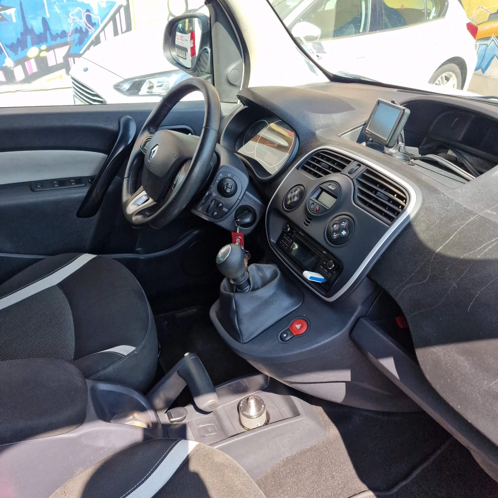 Renault Kangoo  - изображение 9