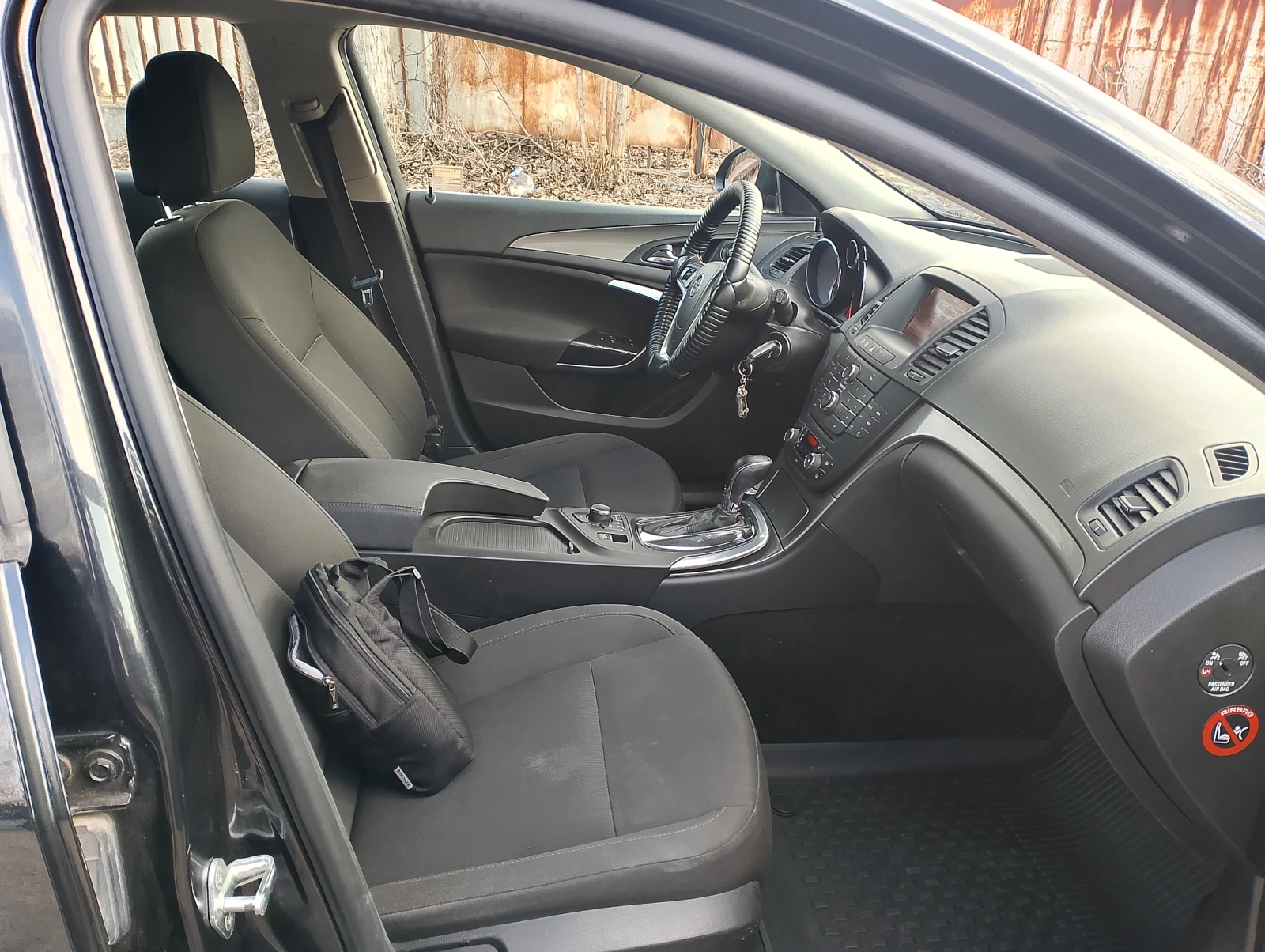 Opel Insignia Sport tourer  - изображение 10