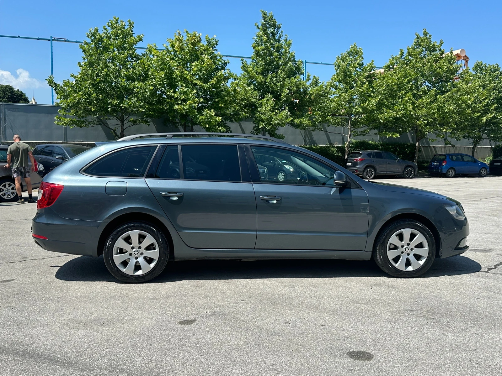 Skoda Superb 2.0d 140 к.с. - изображение 5