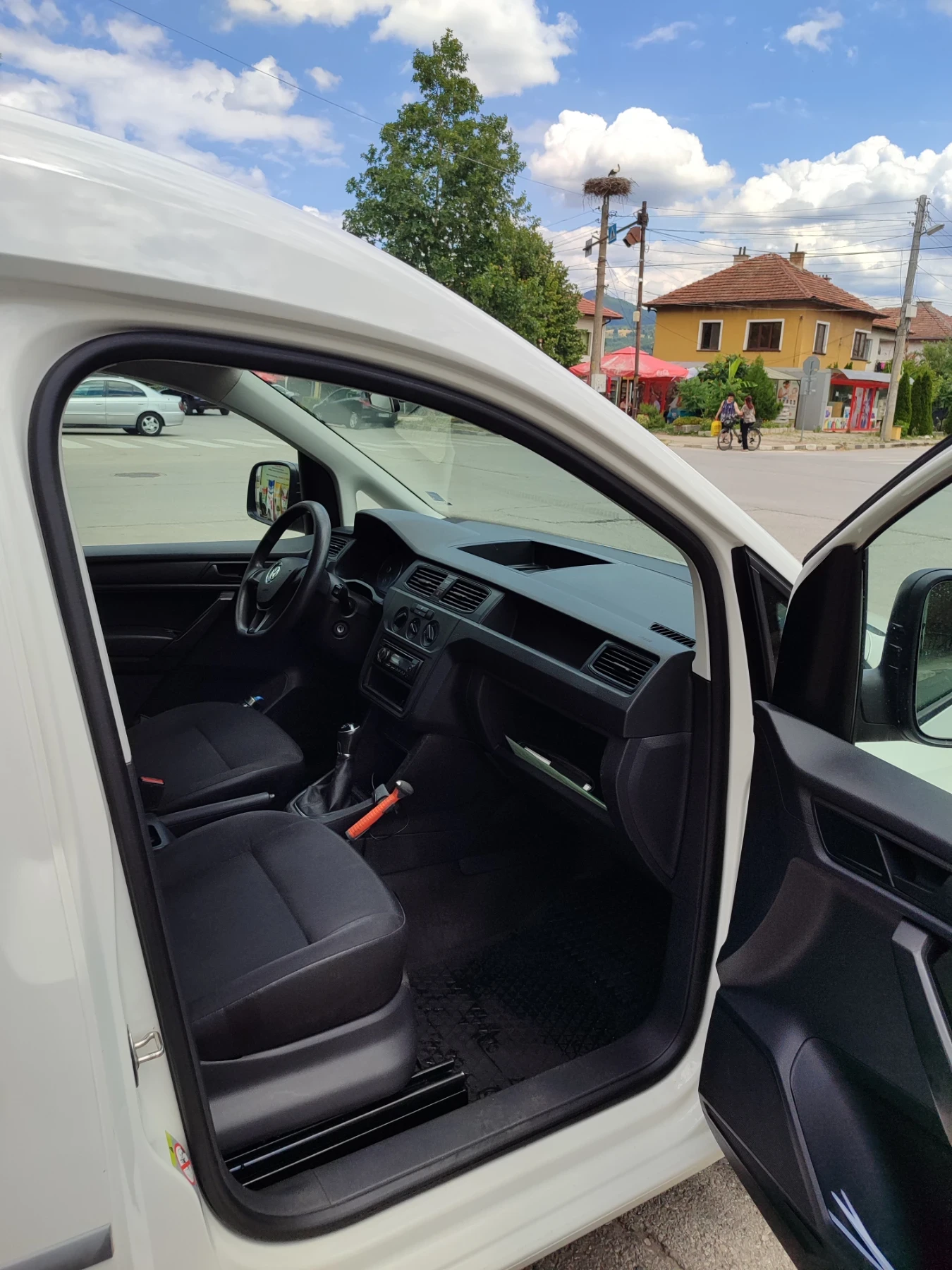 VW Caddy  - изображение 10