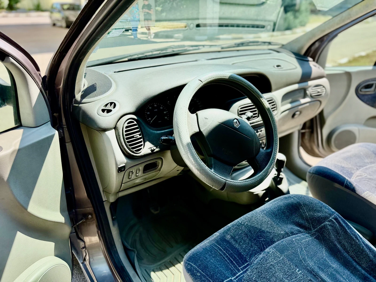 Renault Scenic  - изображение 5