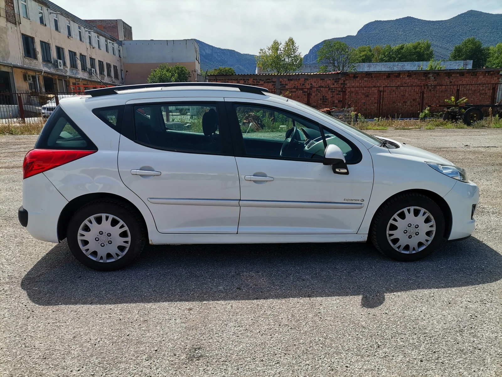 Peugeot 207 FACE* ПАНОРАМА* 151000КМ - изображение 3