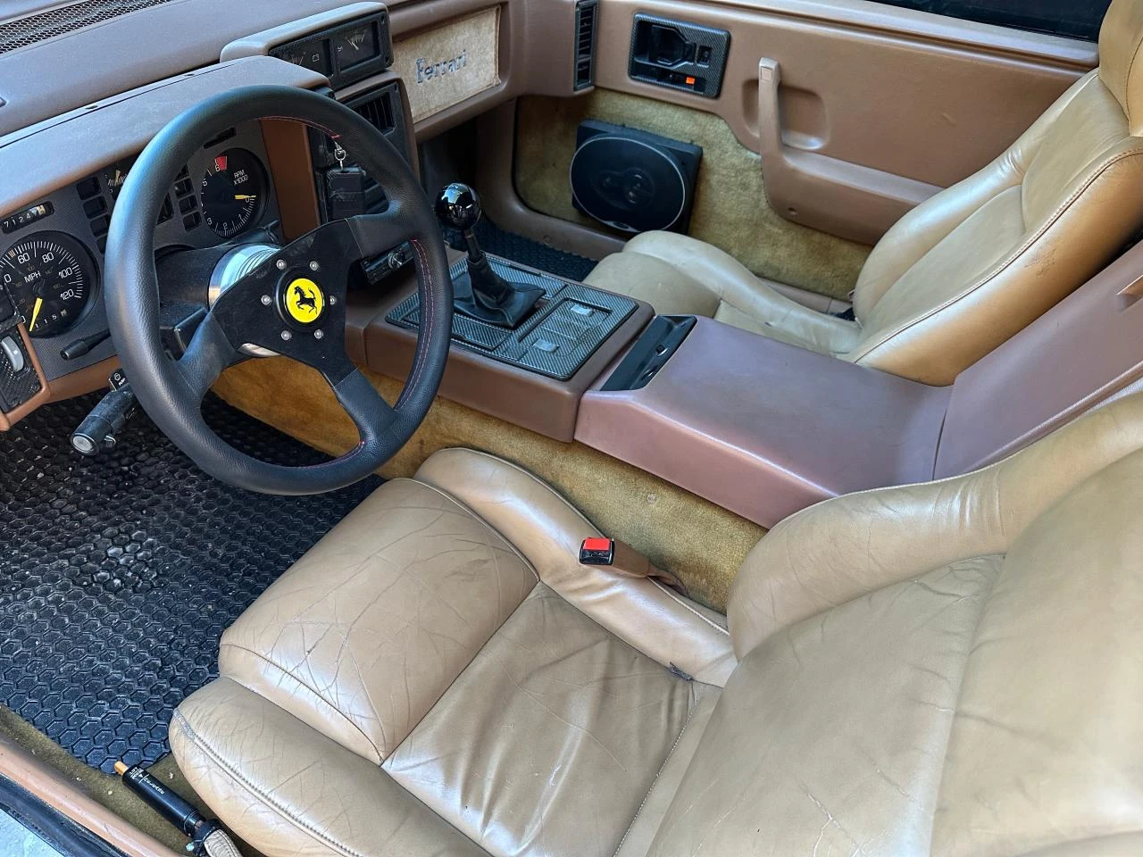 Pontiac Fiero  - изображение 9