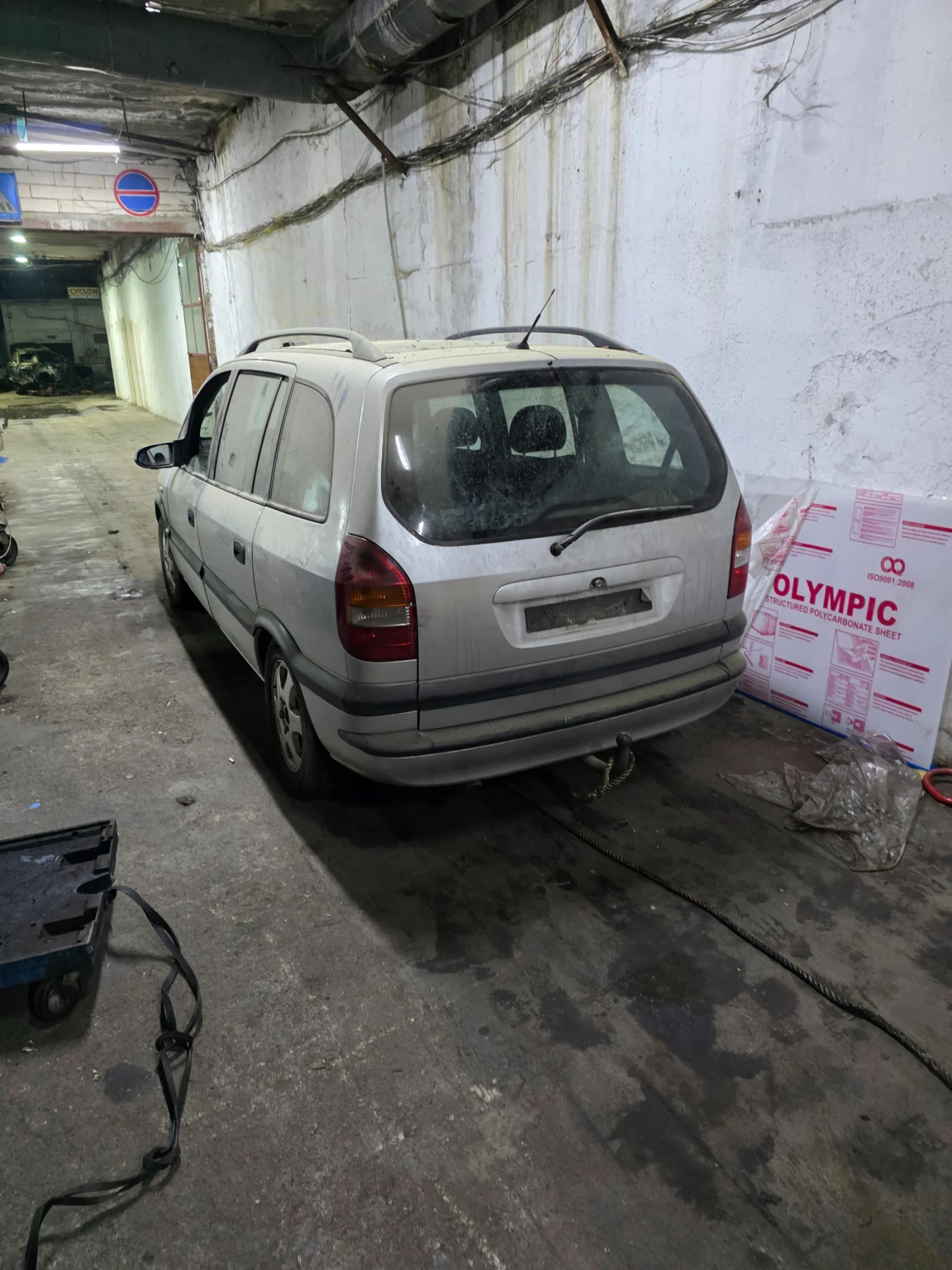 Opel Zafira 2.2 DTI - изображение 8