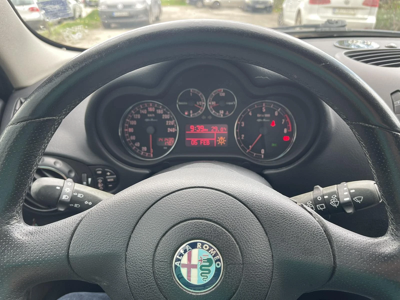 Alfa Romeo 147 1.6 GAS, снимка 6 - Автомобили и джипове - 53861517