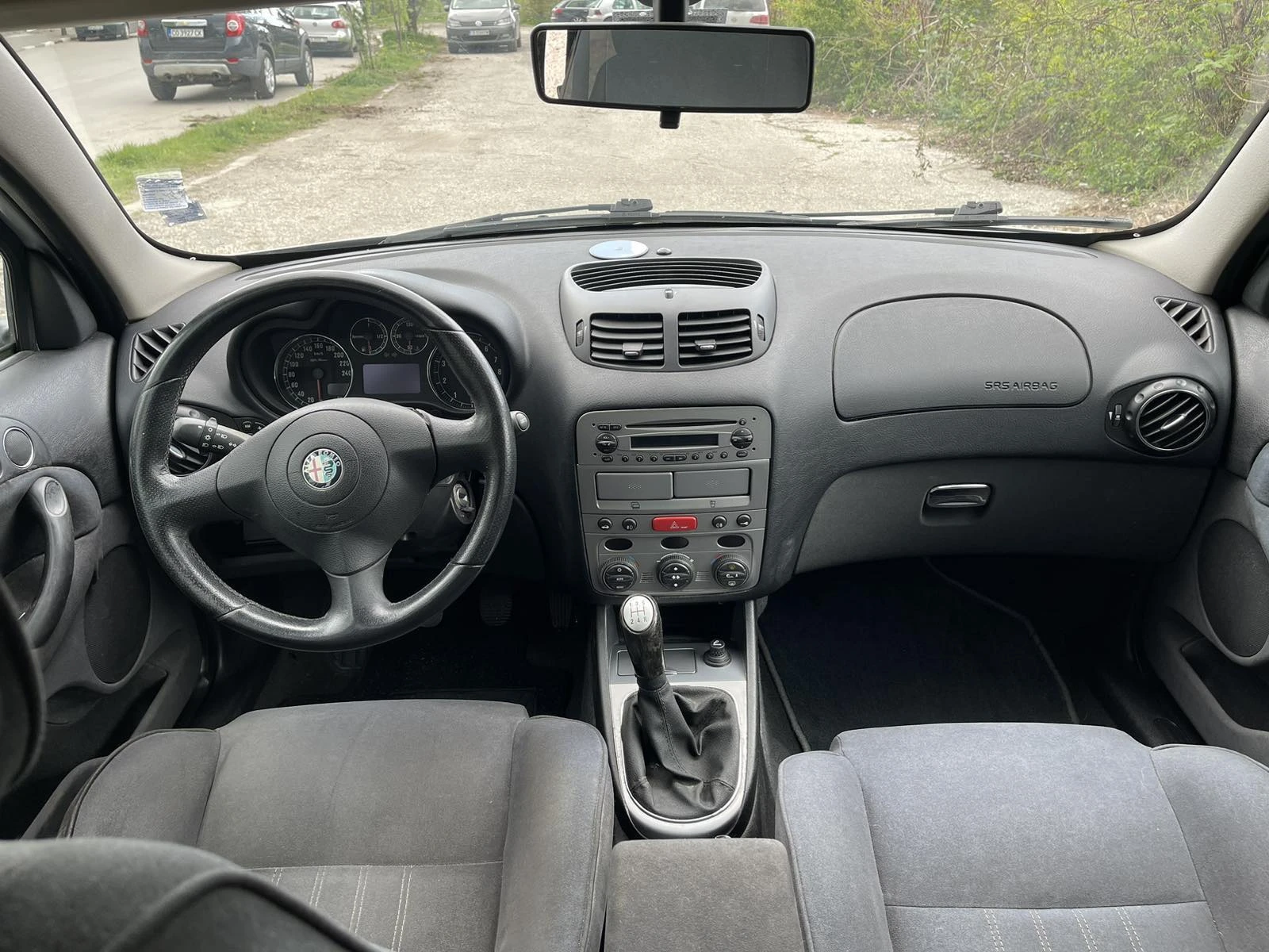 Alfa Romeo 147 1.6 GAS, снимка 5 - Автомобили и джипове - 53861517