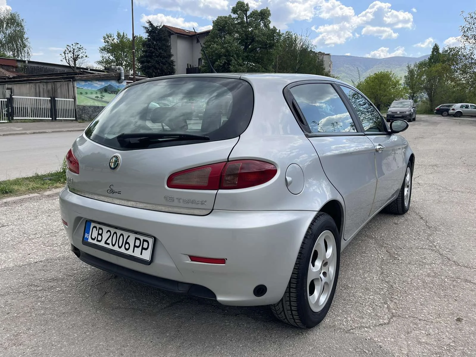 Alfa Romeo 147 1.6 GAS, снимка 3 - Автомобили и джипове - 53861517