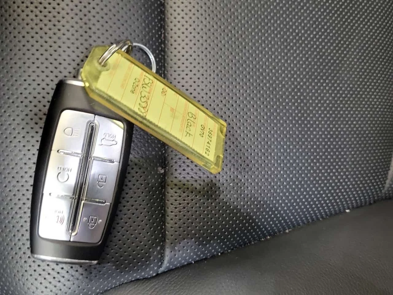 Genesis GV70  2.5T ADVANCED PLUS| PANORAMA| ���������| CARFAX | Mobile.bg � ����������� 8