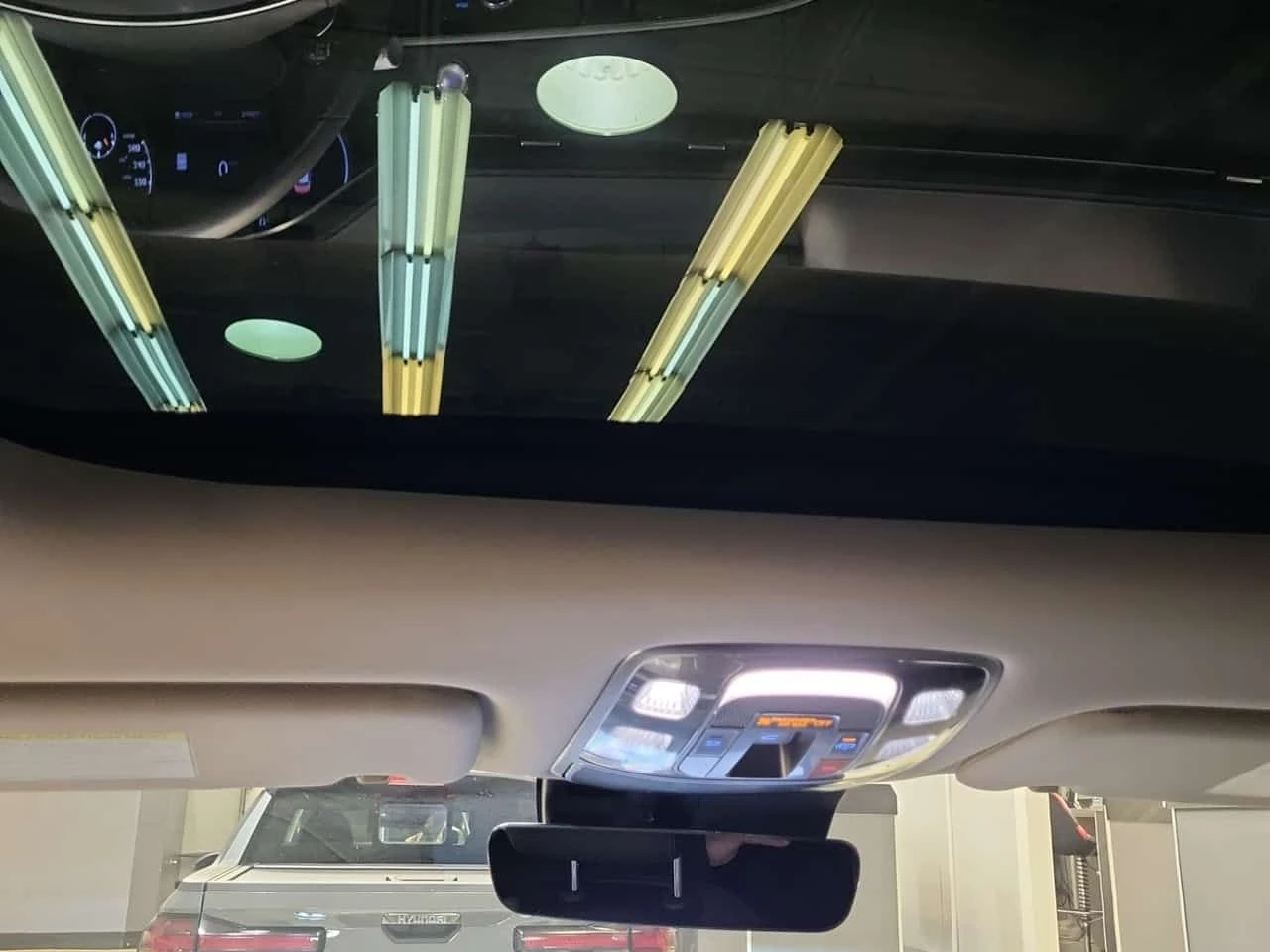 Genesis GV70  2.5T ADVANCED PLUS| PANORAMA| ���������| CARFAX | Mobile.bg � ����������� 13