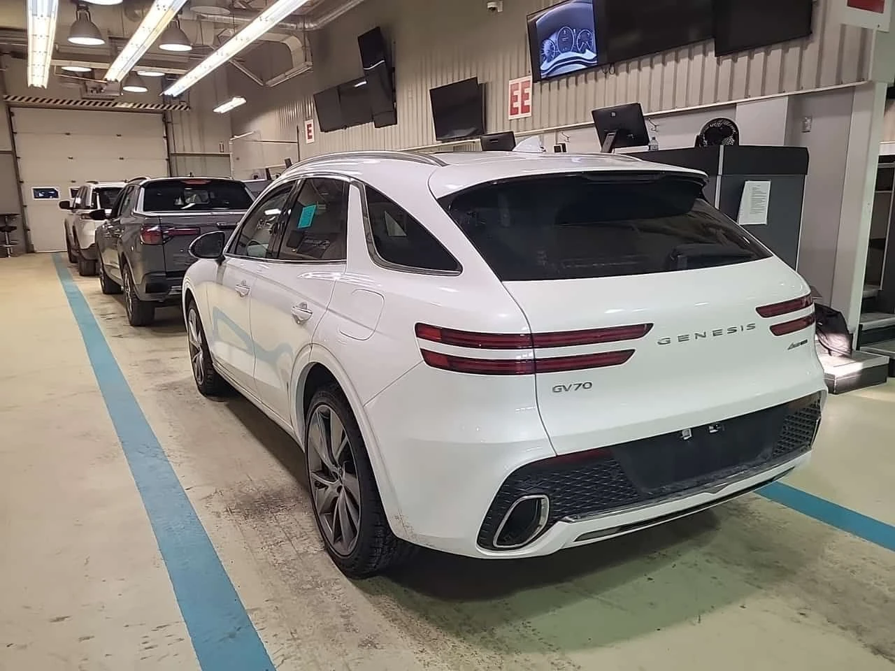 Genesis GV70  2.5T ADVANCED PLUS| PANORAMA| ���������| CARFAX | Mobile.bg � ����������� 4