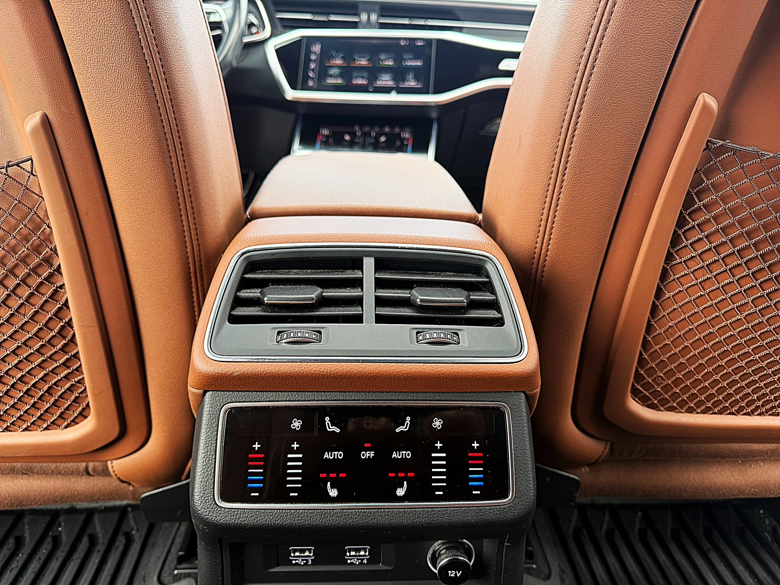 Audi A6 55TFSI-4x4-VAKUM-PANORAMA-MATRIX-360KAMERI-HEAD UP, снимка 15 - Автомобили и джипове - 54020604