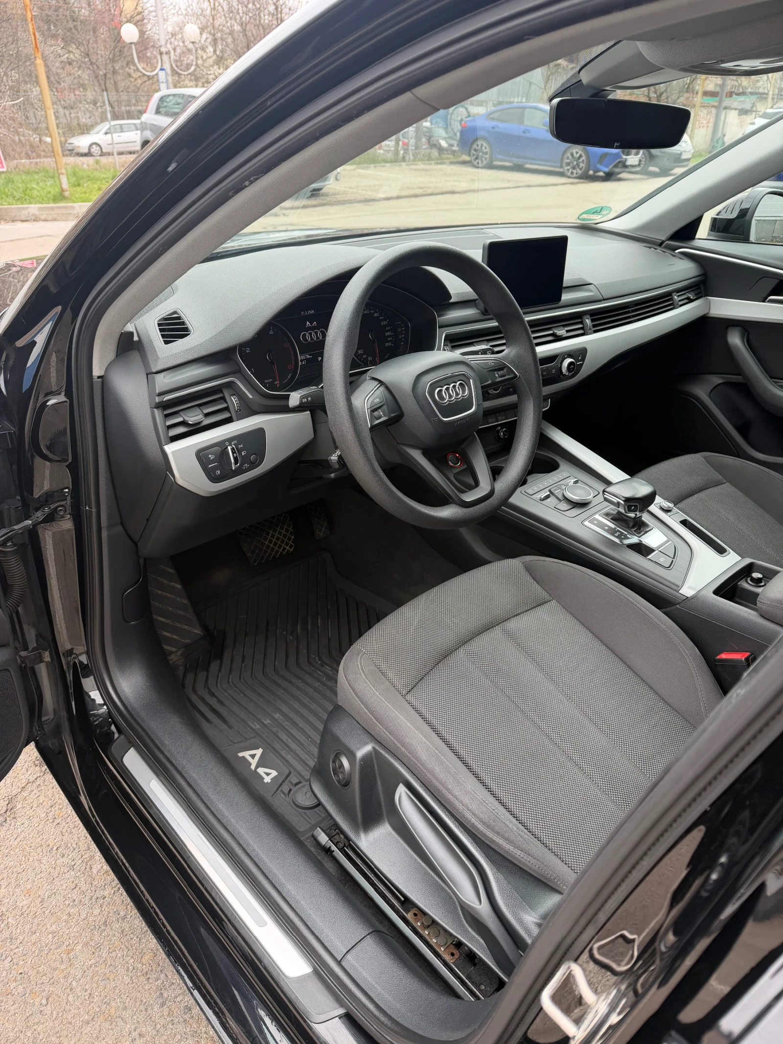 Audi A4, снимка 3 - Автомобили и джипове - 54044967