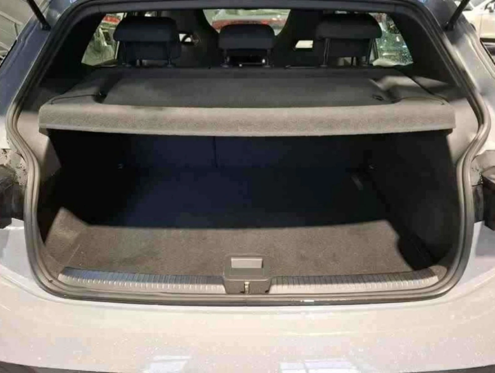 Cupra Born 62Kwh.150kw.Navi.ACC.LED.KAMERA, снимка 9 - Автомобили и джипове - 54210964