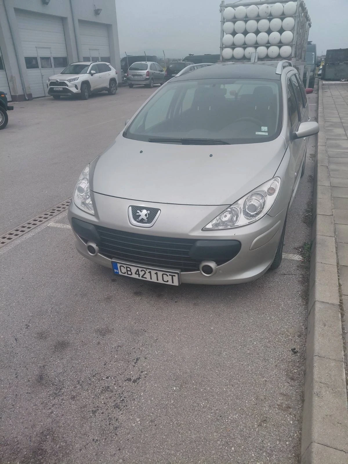 Peugeot 307 Комби, снимка 3 - Автомобили и джипове - 54213105