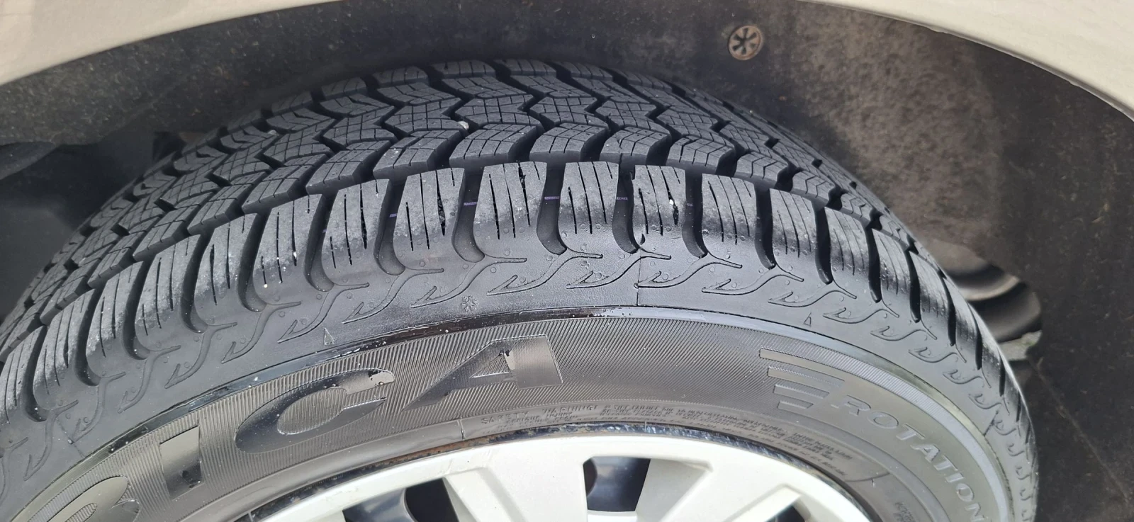 Ford Connect 2.0 D, снимка 11 - Автомобили и джипове - 54427020