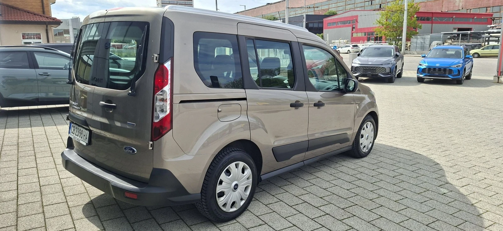 Ford Connect 2.0 D, снимка 4 - Автомобили и джипове - 54427020