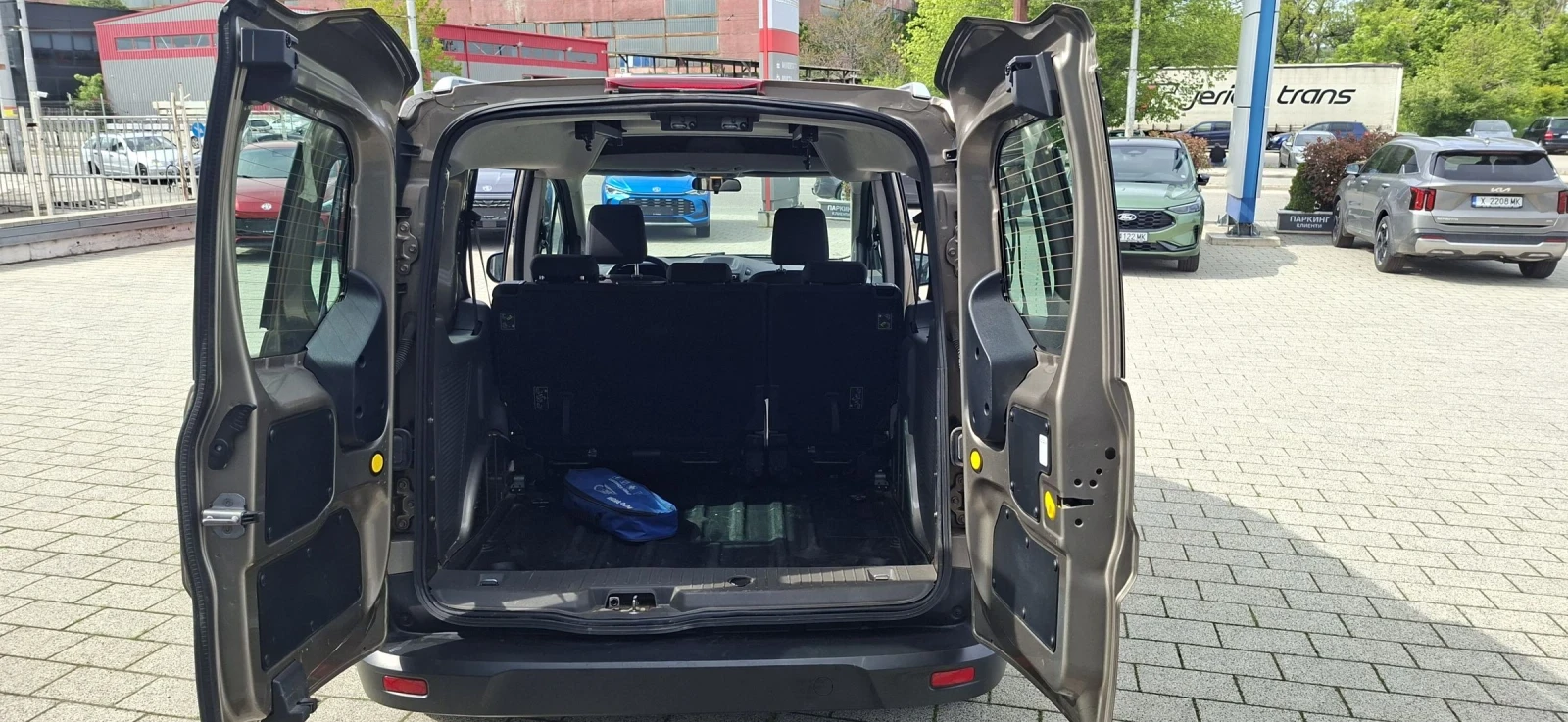 Ford Connect 2.0 D, снимка 8 - Автомобили и джипове - 54427020
