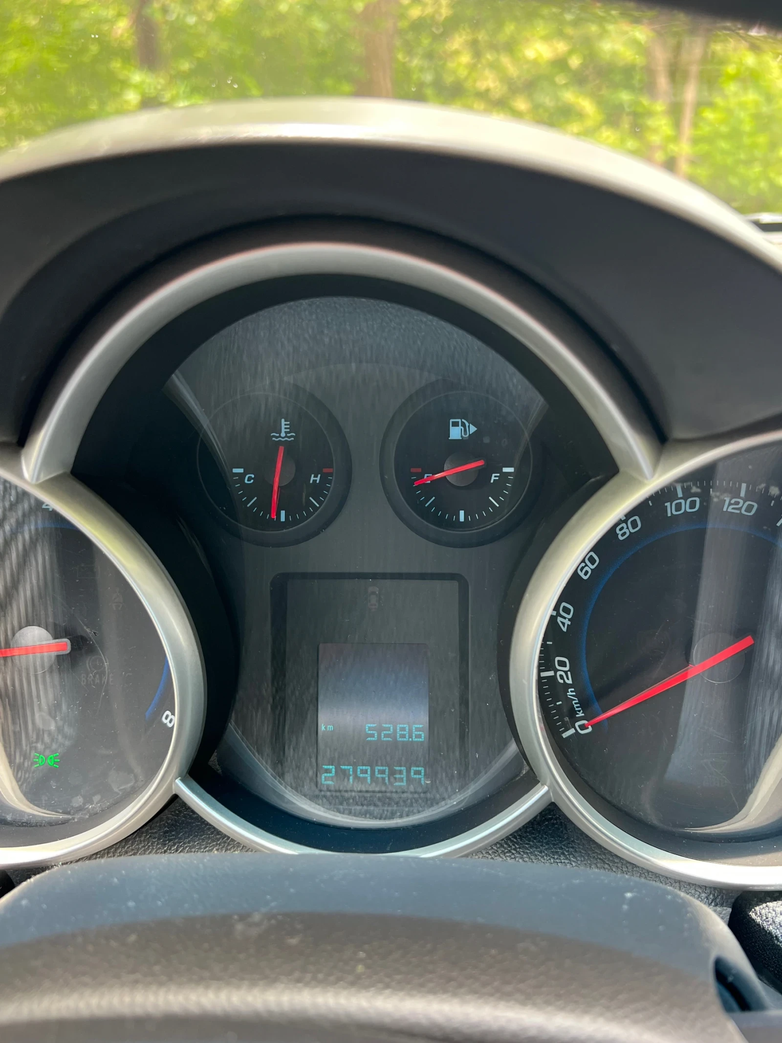Chevrolet Cruze, снимка 11 - Автомобили и джипове - 54659621