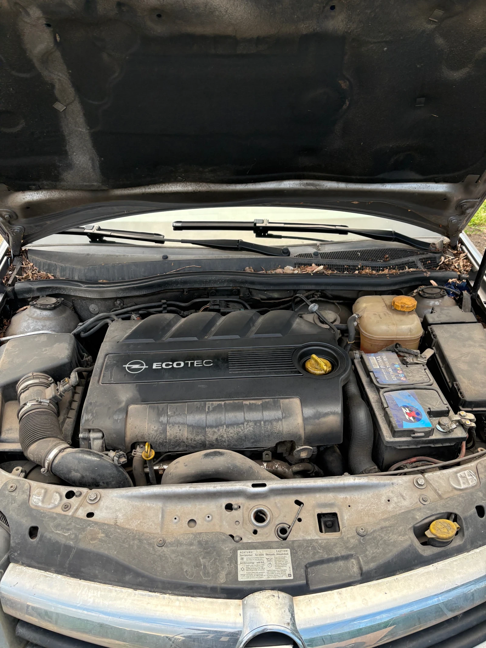 Opel Astra 1.9CDTI, снимка 11 - Автомобили и джипове - 54875096