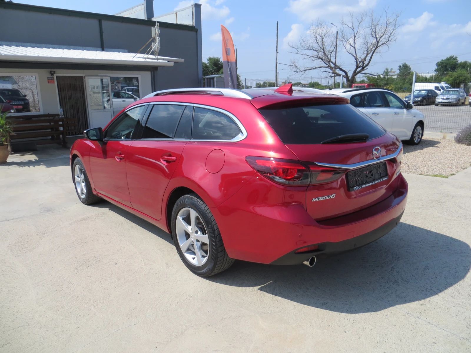 Mazda 6 2.2D-Skyactiv-Facelift-Дистроник-Сервизна история!, снимка 6 - Автомобили и джипове - 55142541