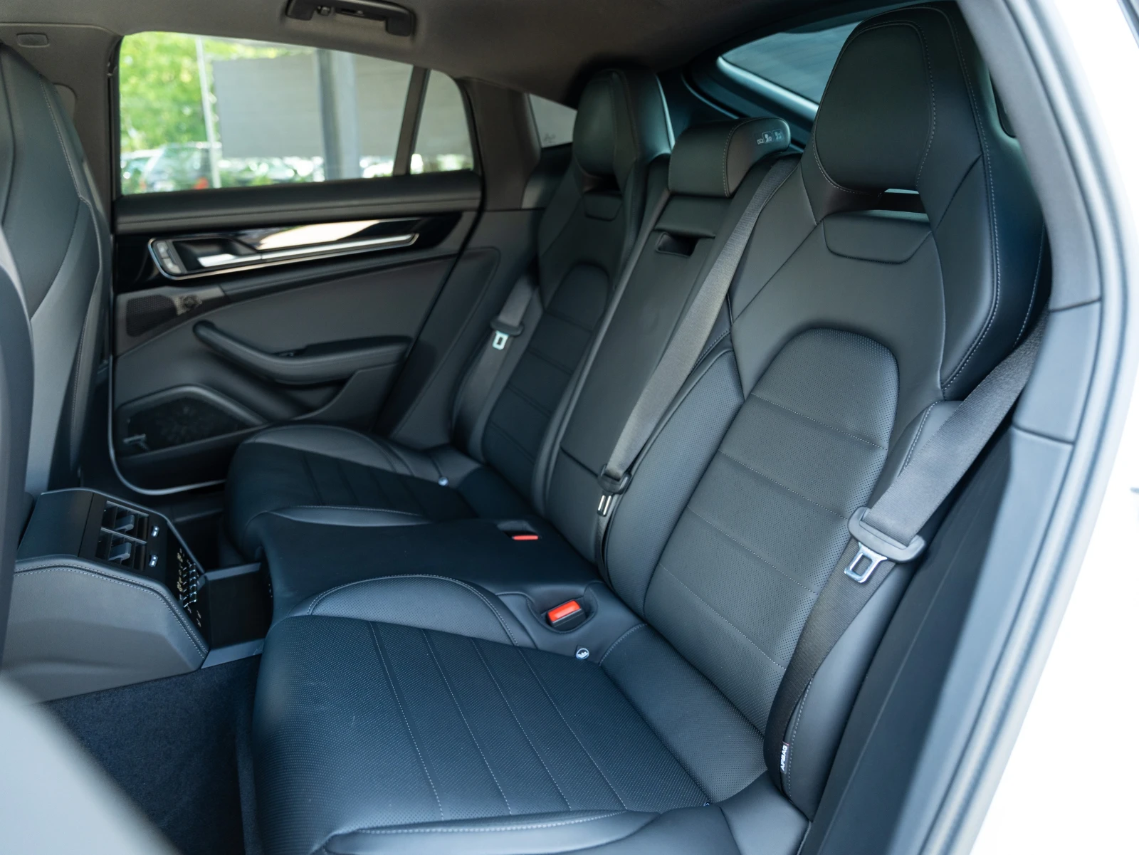 Porsche Panamera 4S E-Hybrid  | Mobile.bg � ����������� 13