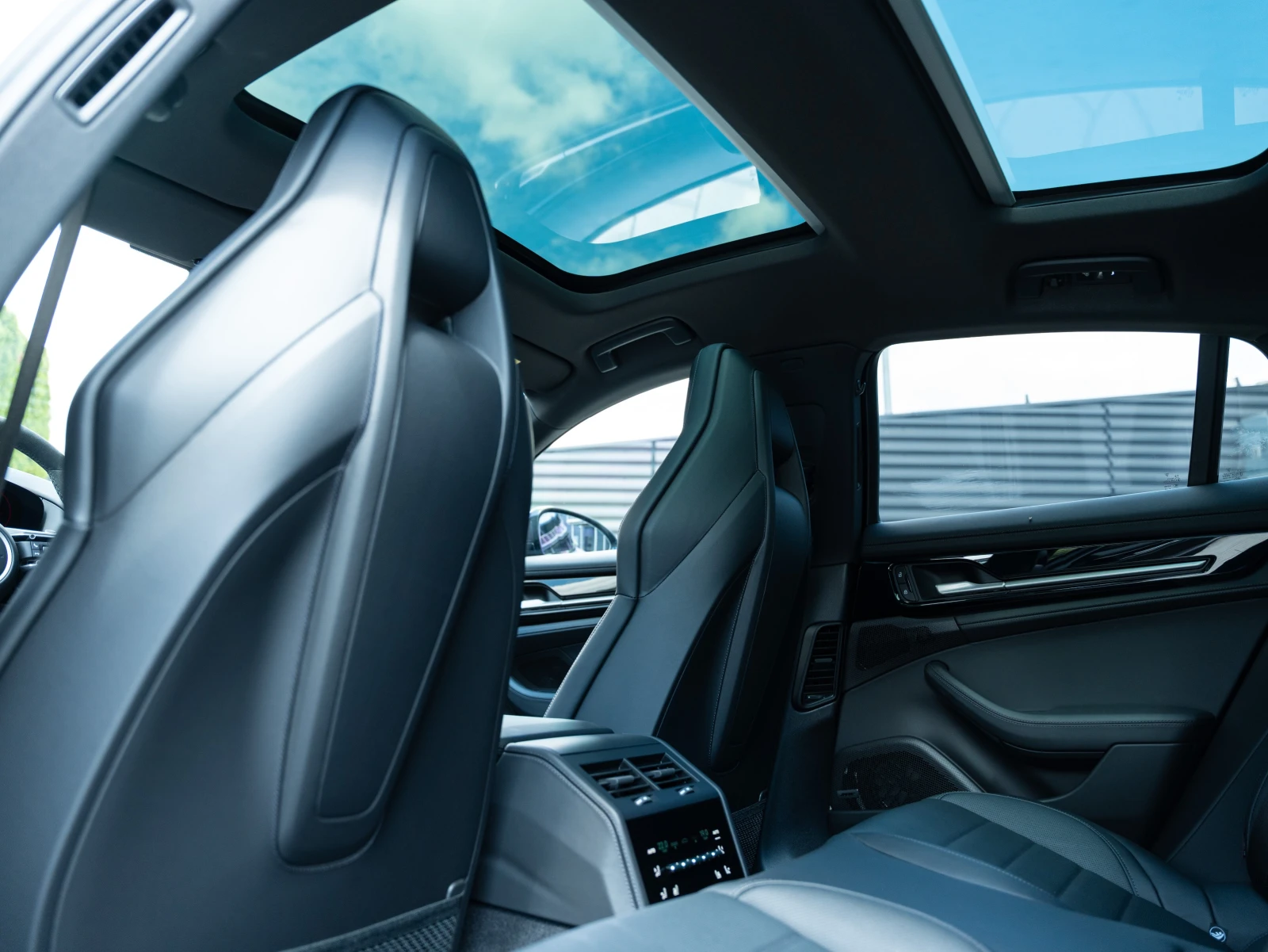 Porsche Panamera 4S E-Hybrid  | Mobile.bg � ����������� 15