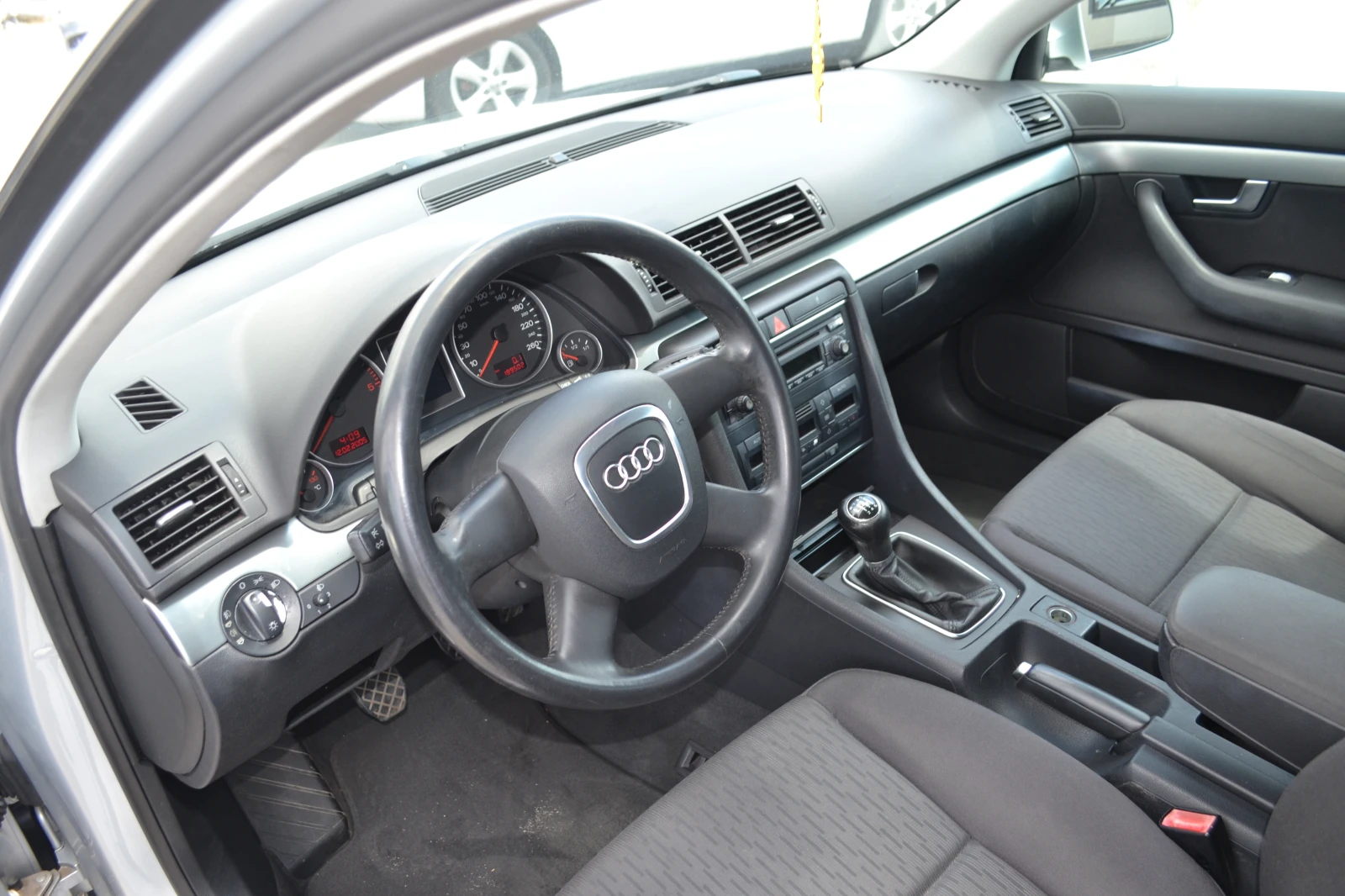 Audi A4 2.0TDI | Mobile.bg � ����������� 9