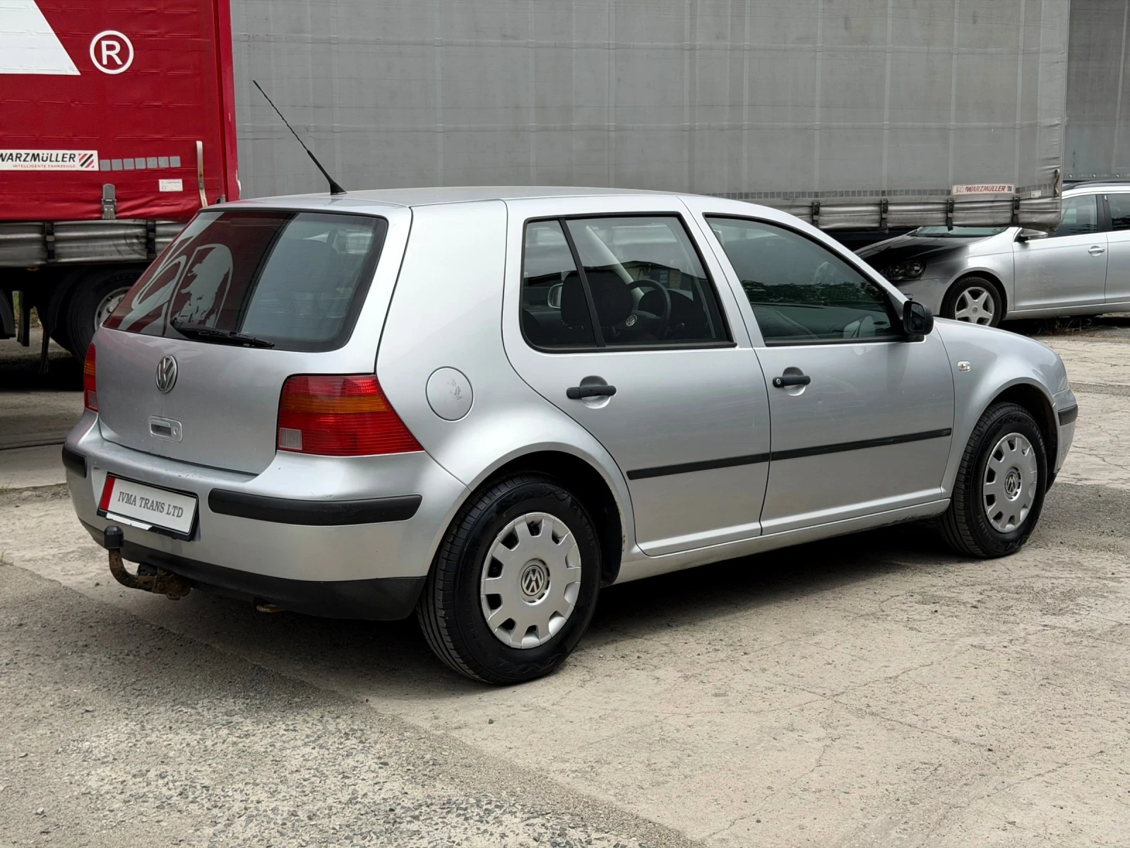 VW Golf 1.9SDI, снимка 9 - Автомобили и джипове - 55405702