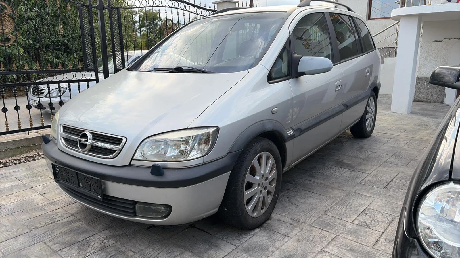 Opel Zafira 2.2DTI 16v