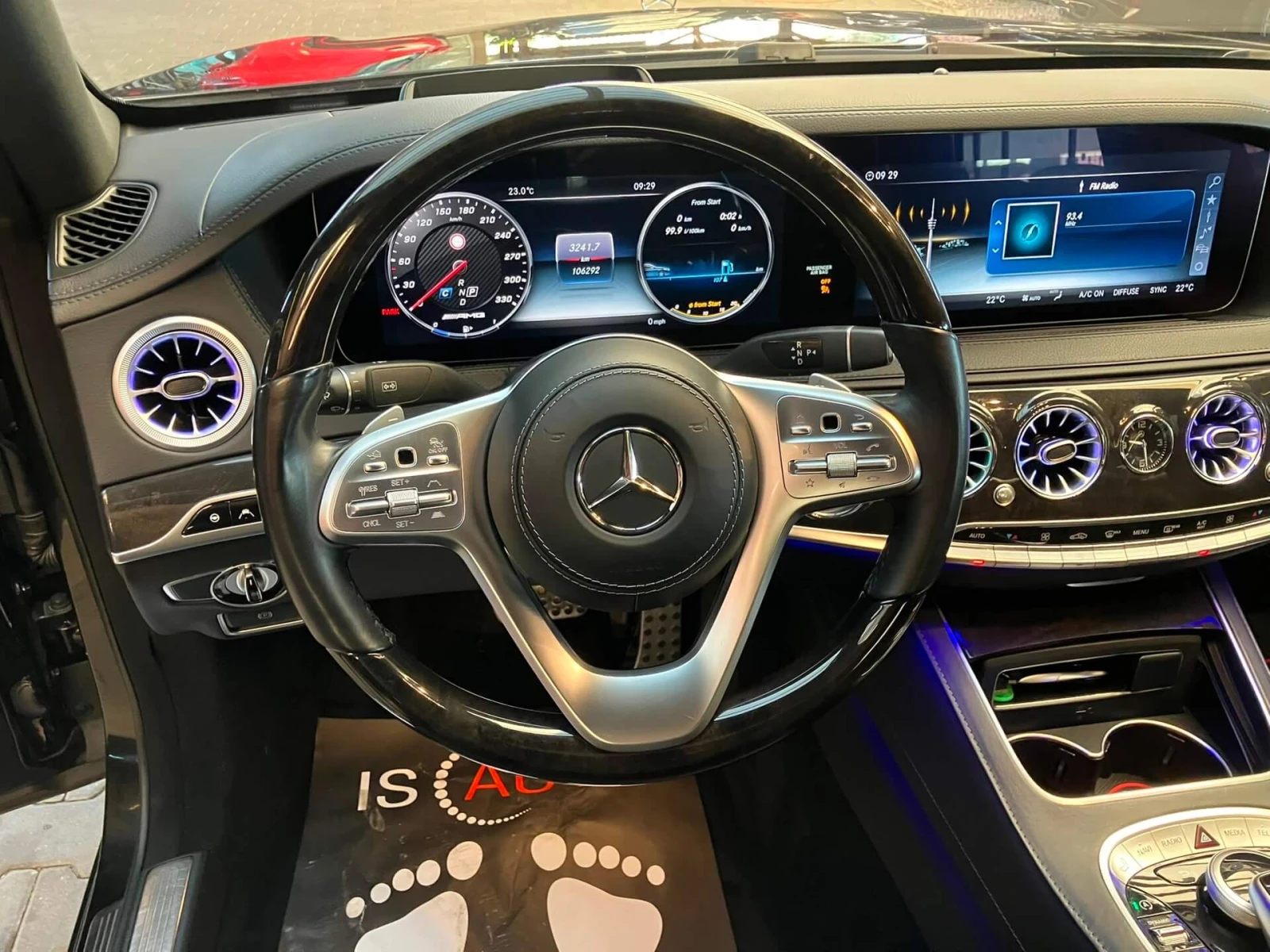 Mercedes-Benz S 560 AMG/Long/RSE/HuD/3D Burmester/Pano/Ambient/Обдухва, снимка 5 - Автомобили и джипове - 55472808