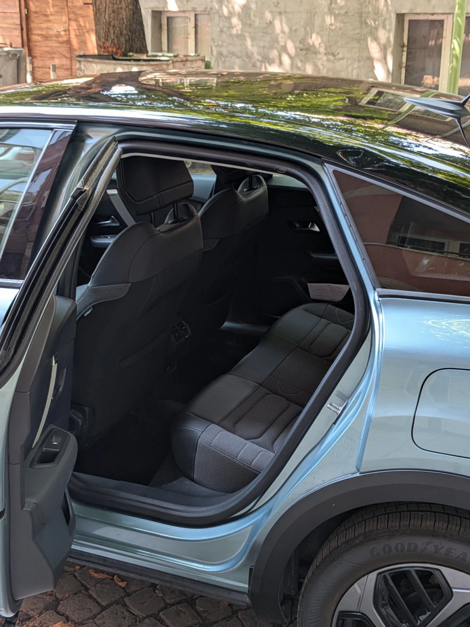Citroen C4 1.2THP 8EAT PLUS, снимка 6 - Автомобили и джипове - 55594344