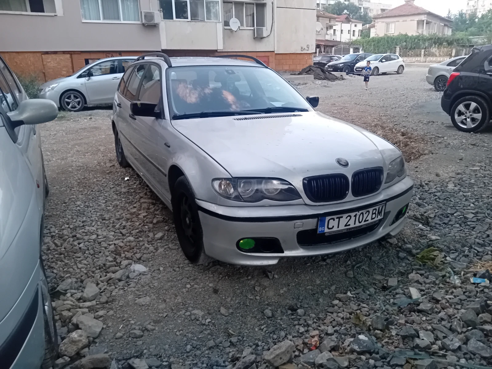 BMW 320, снимка 9 - Автомобили и джипове - 55650723