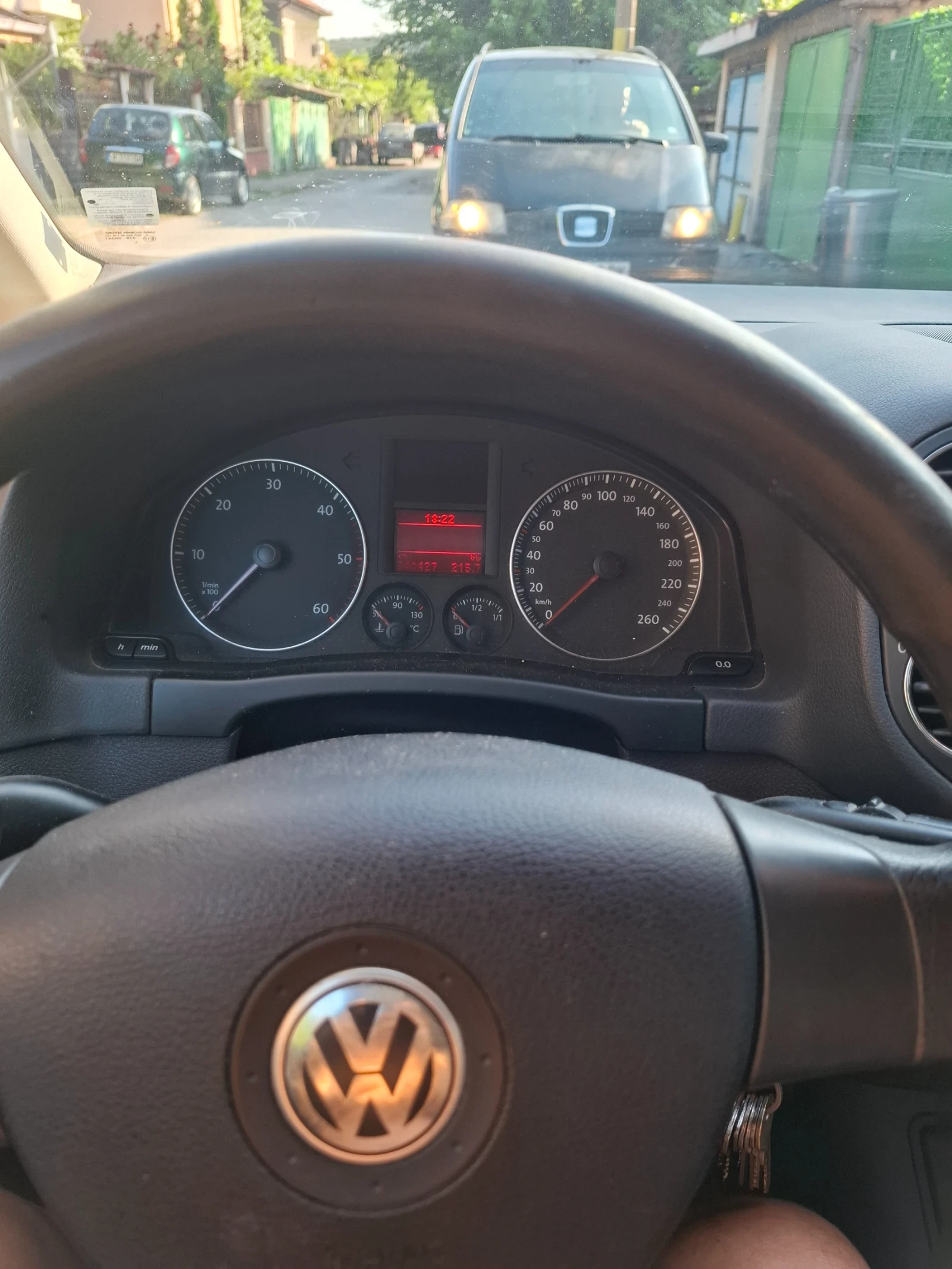 VW Golf Plus 1, 9TDI, снимка 9 - Автомобили и джипове - 55657161